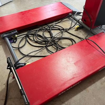 Aston Technologies Portable Middle Scissor Lift