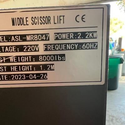 Aston Technologies Portable Middle Scissor Lift