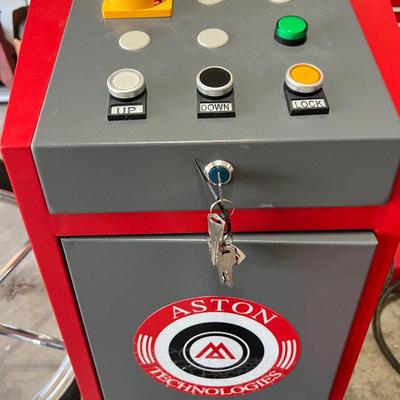 Aston Technologies Portable Middle Scissor Lift