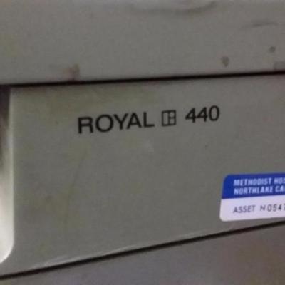 1960s Royal 440 Manual Typewriter