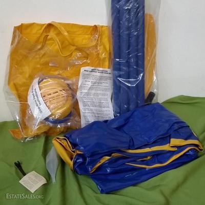Vintage Wavemaster Inflatable Sport boat with paddles & pump