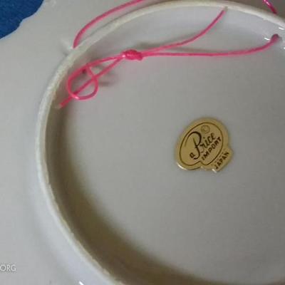 1960s Set of 4 Little Round Hummel like ceramic wall plates-Made in Japan