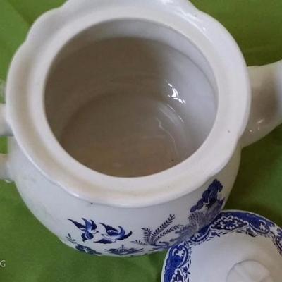 Vintage Lot Blueware Teapot and Ardalt Pitcher