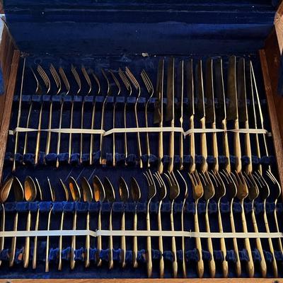 Vintage Jim's Gems Bronze Factory Cutlery 100-Piece Set