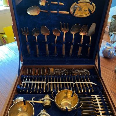 Vintage Jim's Gems Bronze Factory Cutlery 100-Piece Set