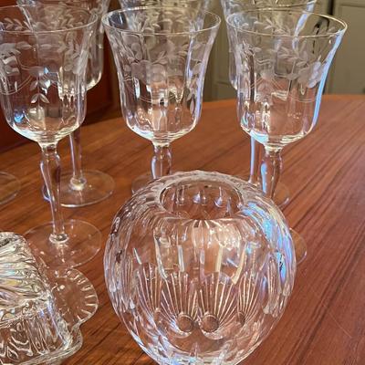 Vintage Optic Crystal Wine Glasses w/ Etched Flowers and Leaves Lot