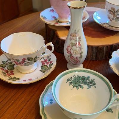 Assorted Tea Cups and Saucers Lot