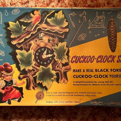 Vintage Cuckoo-Clock Set- never used in original box