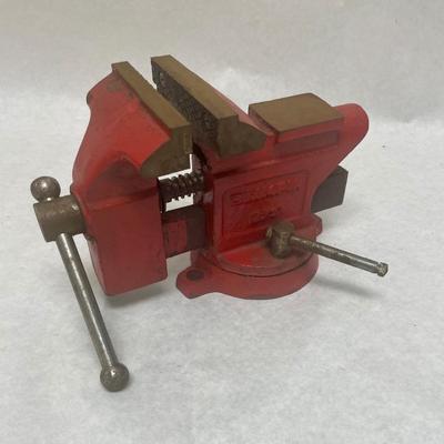 Olympia 3 1/2” Bench Vice