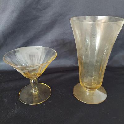 Colored Glass Plates and Glasses (K-BBL)