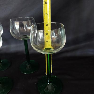 Colored Glass Plates and Glasses (K-BBL)