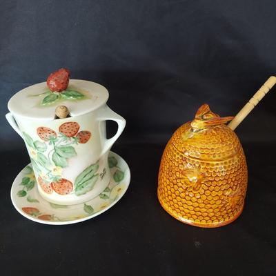 Royal Worcester Porcelain Egg Coddlers in Blackberry Print and More (LR-BBL)
