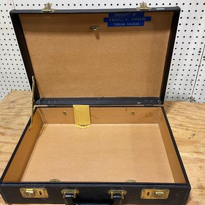 Hard briefcase