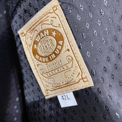 42L dress coat