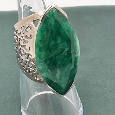 Large Vintage Sterling & Emerald Ring Size 8