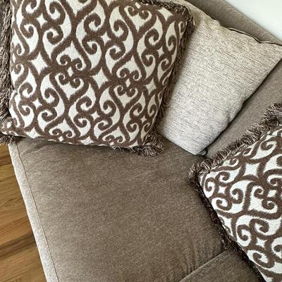 Beautiful large scale, sofa, tan and brown colors made by Markor international-LIKE NEW CONDITION