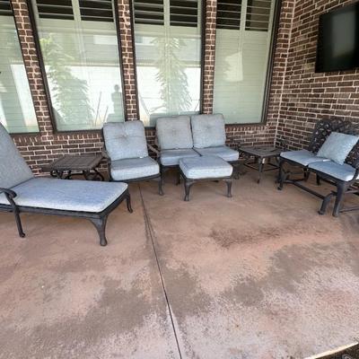 Outdoor furniture set-All pieces included