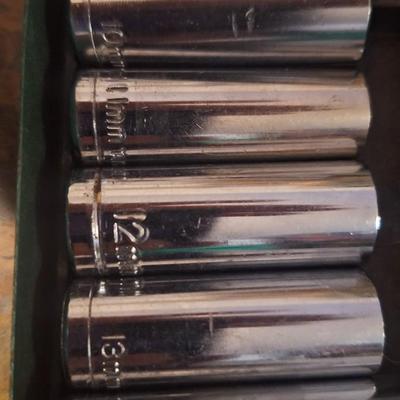 Metric sockets
