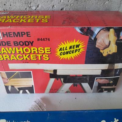 Brand new Sawhorse brackets and 3/4" Pipe clamp set