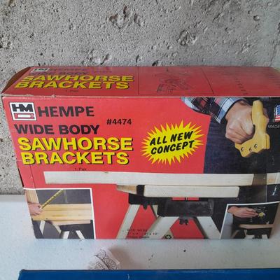Brand new Sawhorse brackets and 3/4" Pipe clamp set