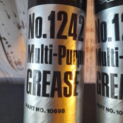 Really nice Power Built grease gun with three new tubes of Multi-use Grease No, 1242