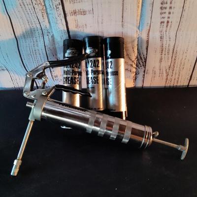 Really nice Power Built grease gun with three new tubes of Multi-use Grease No, 1242