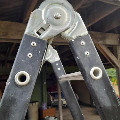 Heavy duty Industrial 300lb workload Versa Ladder Versaladder