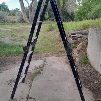 Heavy duty Industrial 300lb workload Versa Ladder Versaladder