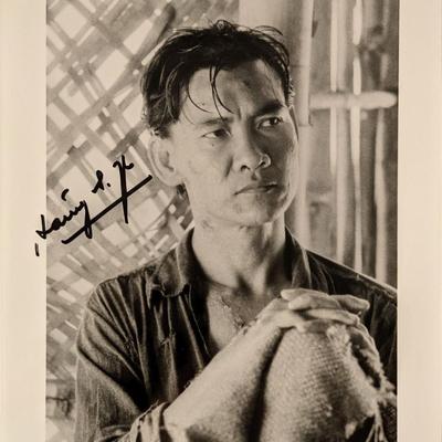 The Killing Fields Haing S. Ngor signed movie photo 