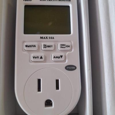 Electrical testing equipment - Kaiweets Digital Multimeter - Home electric usage meter & Auto tester BRAND NEW