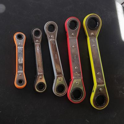 Color coated 5-Piece Reversible Ratchet Wrench Spanner Set