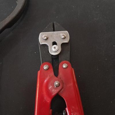 Specialty pilers - Oil filter pliers - Craftsman cutters - Angler pliers & small bolt cutters