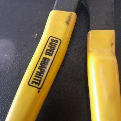 Specialty pilers - Oil filter pliers - Craftsman cutters - Angler pliers & small bolt cutters