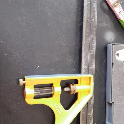 Master Measuring - Measuring tools of all kinds' - Calipers - tapes = Cast Square and more