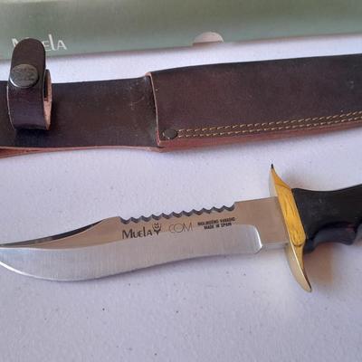 Brand new - Muela Knife with sheath - handcrafted in Spain Molbdeno Vanadic = Molbdenum Vanadic Tacticle knife
