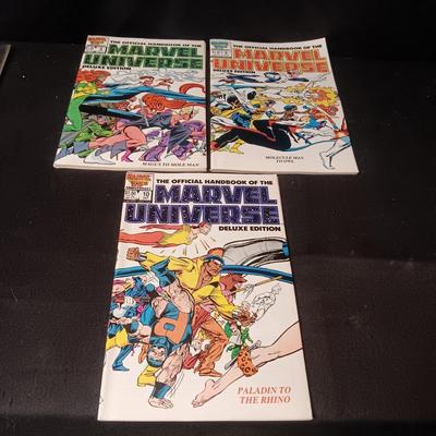 3 MARVEL UNIVERSE COMIC BOOKS