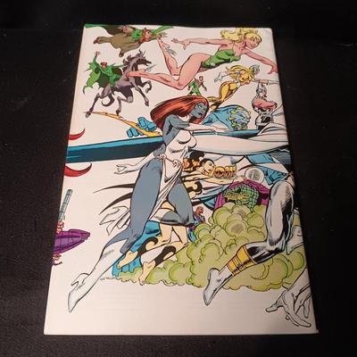 3 MARVEL UNIVERSE COMIC BOOKS