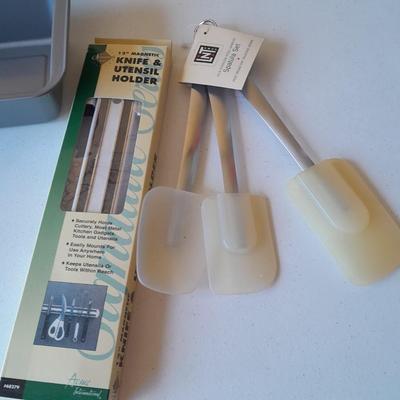 All Brand-new Kitchen ware - stainless steel handled Spatula set - 2 bread loaf pans - and a Utensil organizer