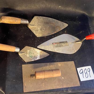 Trowel Lot