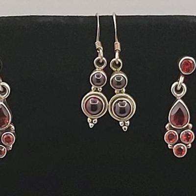 Garnets Galore - Necklace, Bracelet, Earrings 43.3gr