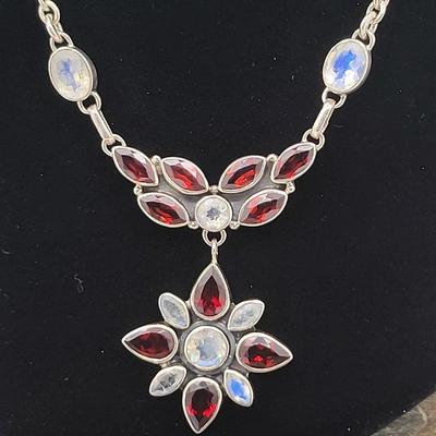 Garnets Galore - Necklace, Bracelet, Earrings 43.3gr