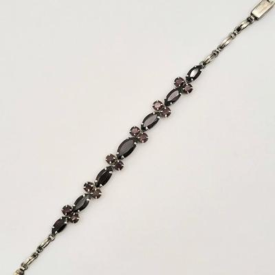 Garnets Galore - Necklace, Bracelet, Earrings 43.3gr