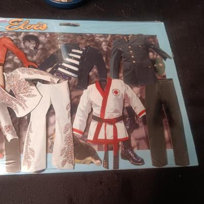 ELVIS YAHTZEE GAME AND A MAGNETIC MIX & MATCH ACTIVITY BOARD