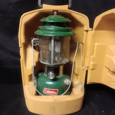 COLEMAN LANTERN WITH HARD SIDED CASE