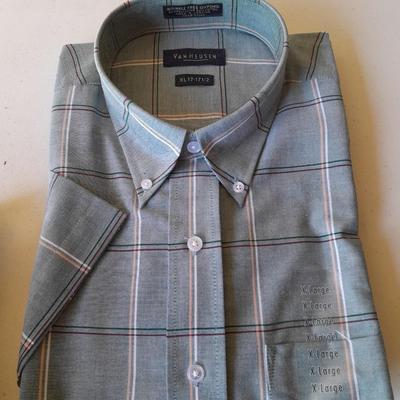 New Men's XL Pocket tees 4 in bag - with new XL Vanheusen wrinkle free oxford button up