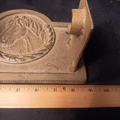 CAST IRON HORSE TOILET PAPER HOLDER