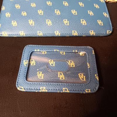 DOONEY BOURKE? PURSE WITH 2 ACCESSORIES