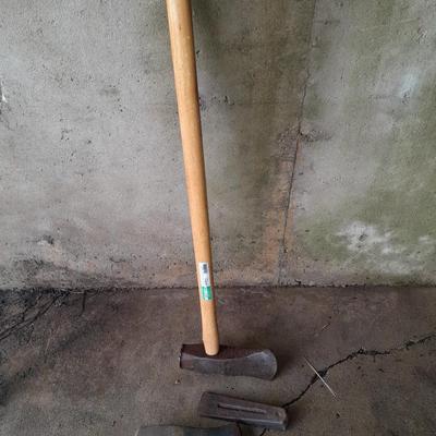 36" Forest King Hickory sledge handled Axe with wedge and extra head