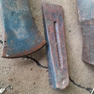 36" Forest King Hickory sledge handled Axe with wedge and extra head