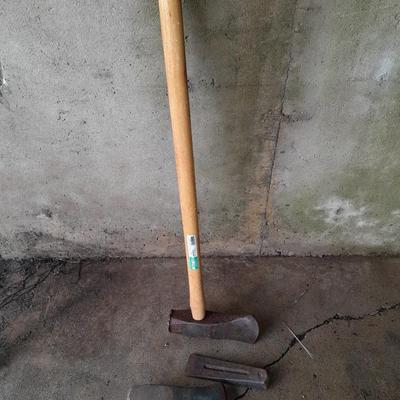 36" Forest King Hickory sledge handled Axe with wedge and extra head